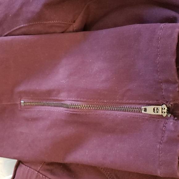 White House Black Market Black Cherry Skinny Jeans Style 570158437 Size 0R - Picture 10 of 13